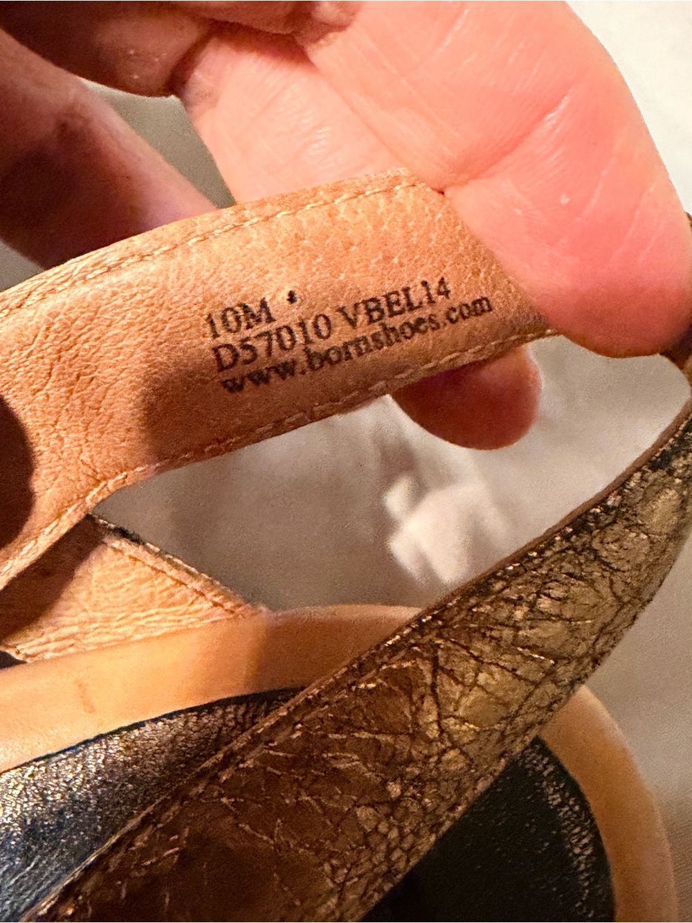 Born Gold Metallic Leather Comfort Sandals Block‎ Heel Adjustable Buckle 10M - Picture 9 of 10